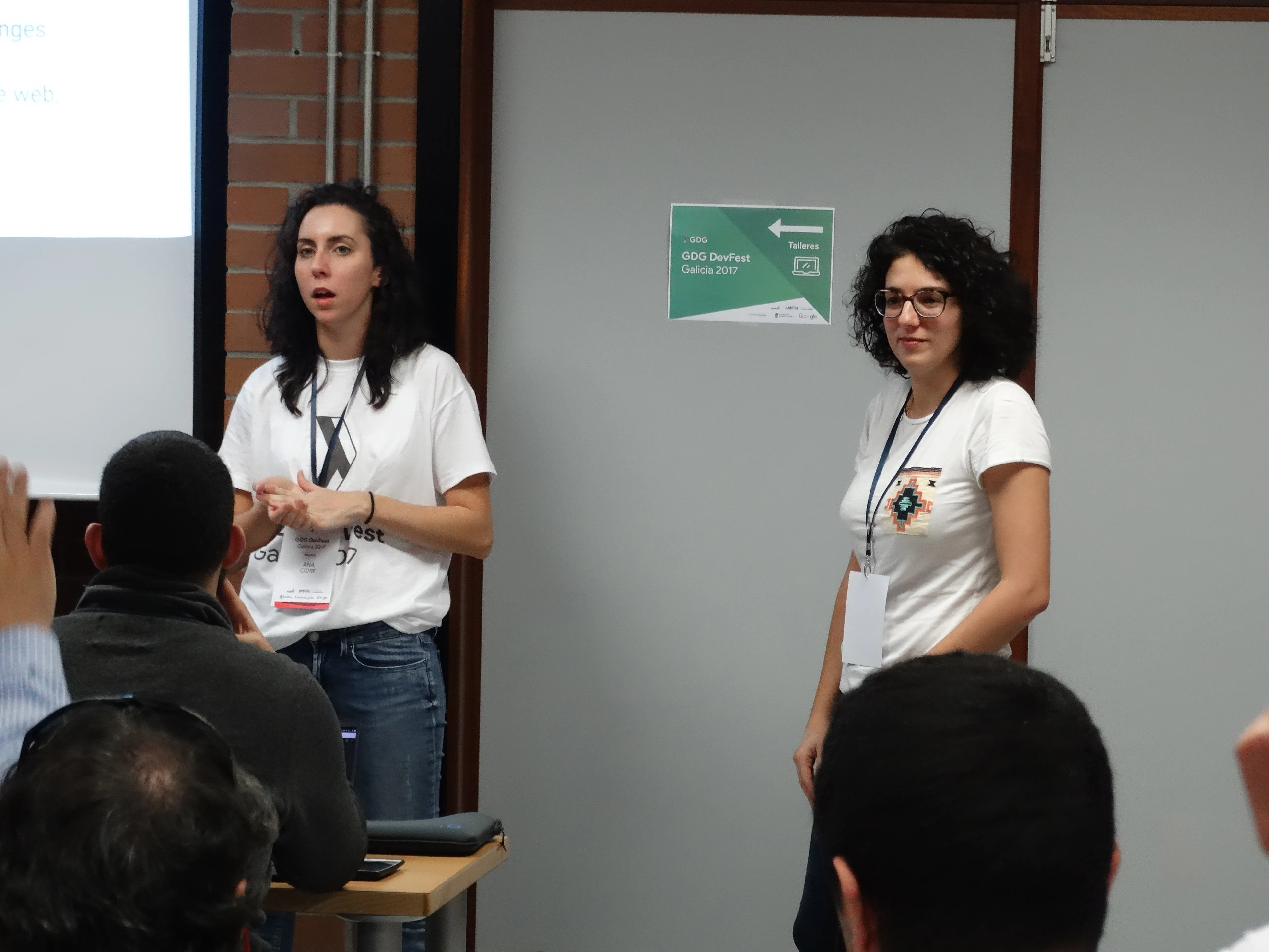 ana-vanesa-presenting.JPG