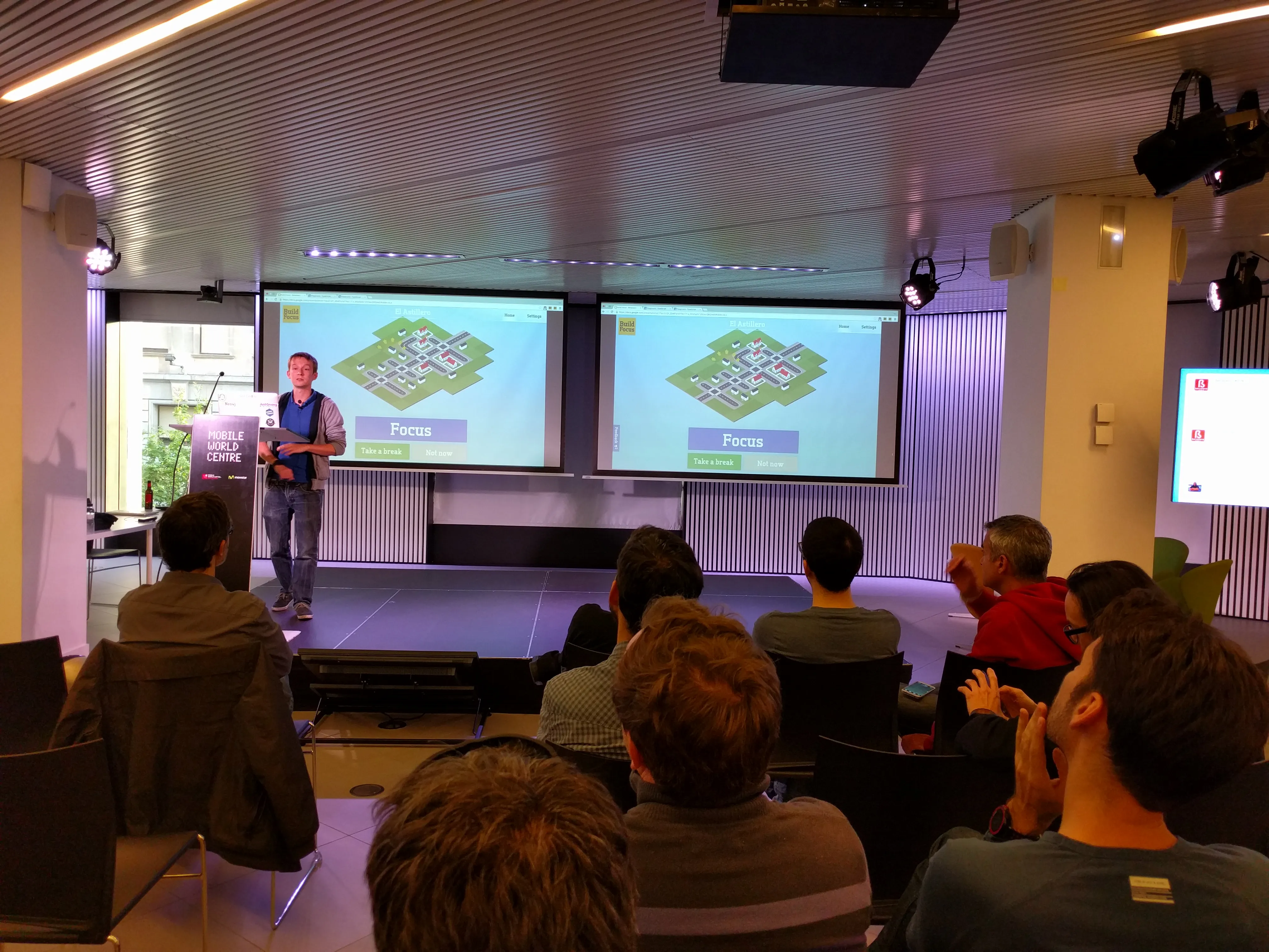 betabeers-barcelona-tim-perry-presenting.jpg